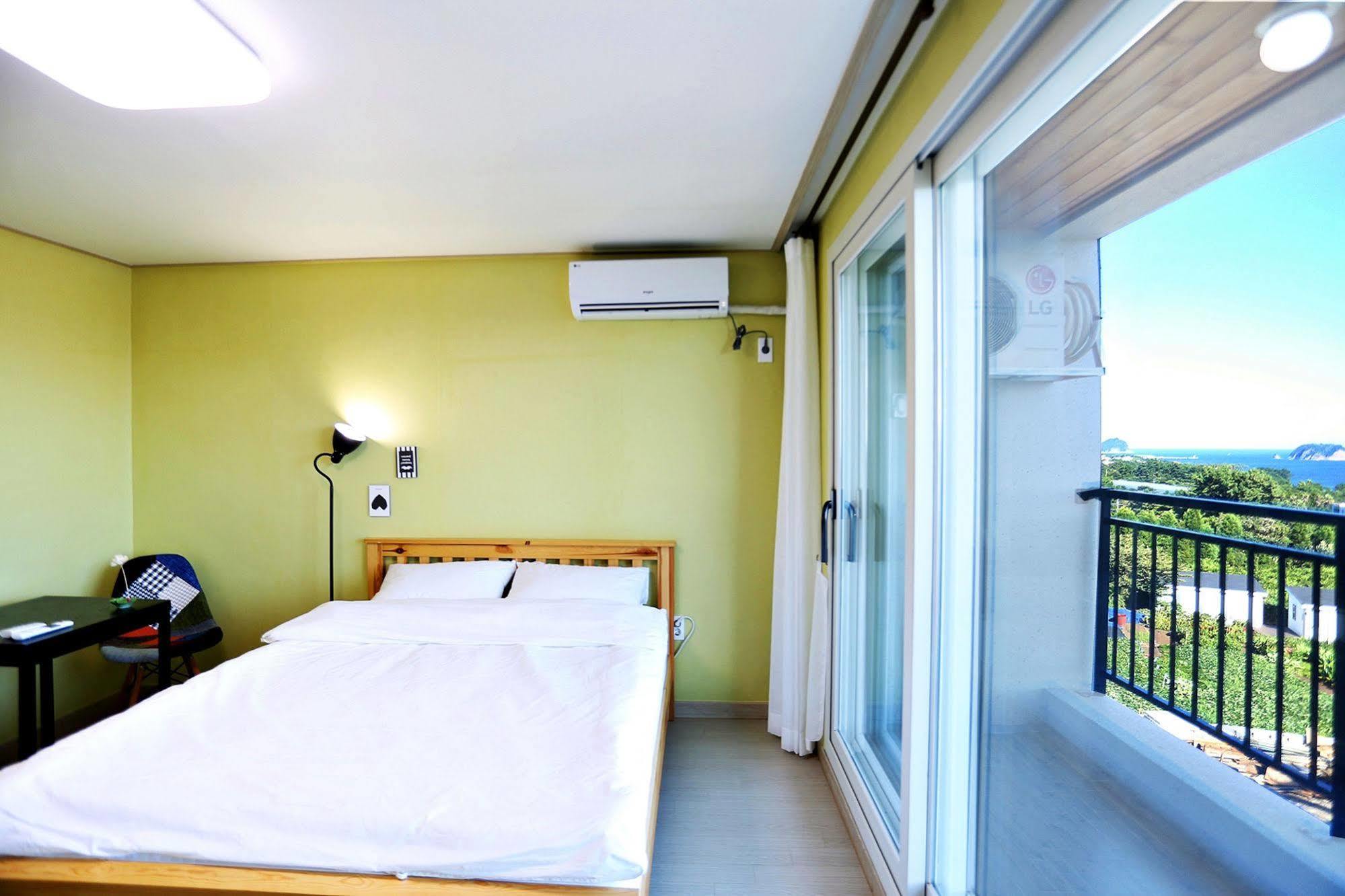 Jeju Inhouse Pension Seogwipo Exterior foto