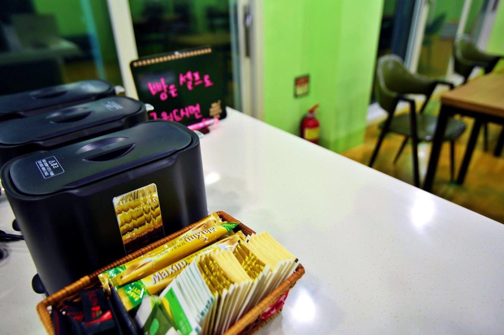 Jeju Inhouse Pension Seogwipo Exterior foto